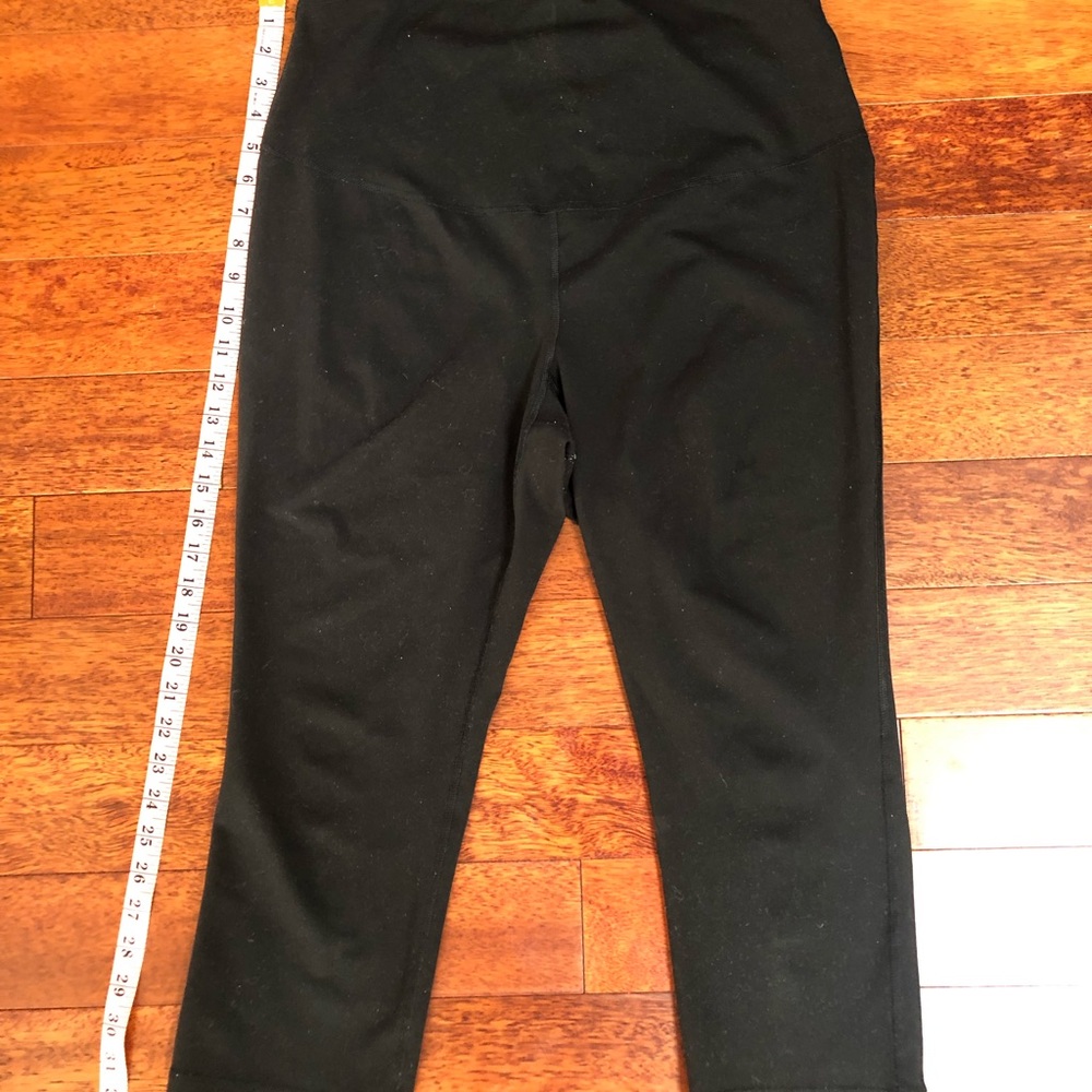 Old Navy Maternity Workout Pants (cropped)